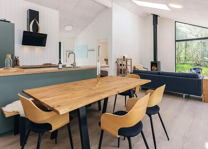 5 Star In בית נופש Laeso