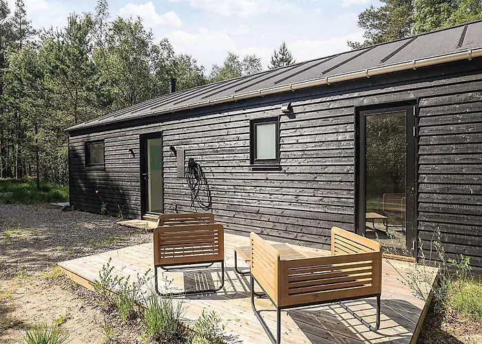 5 Star In בית נופש Laeso